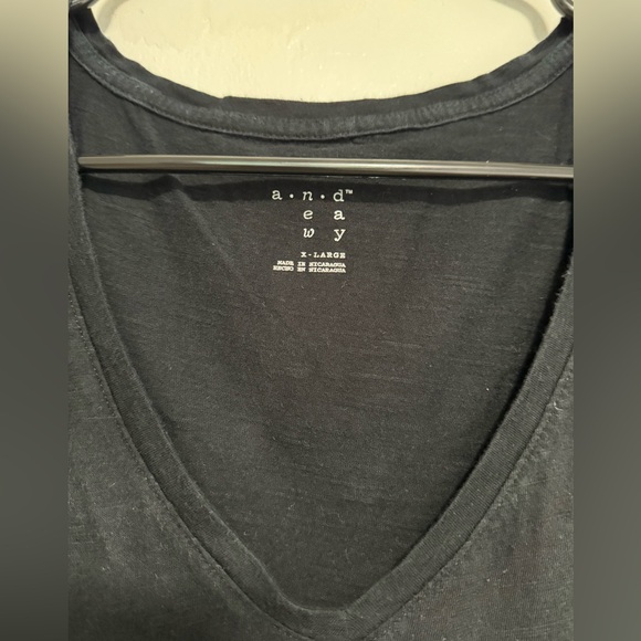 Elegant Black V-Neck Long Sleeve Shirt - Picture 6 of 8